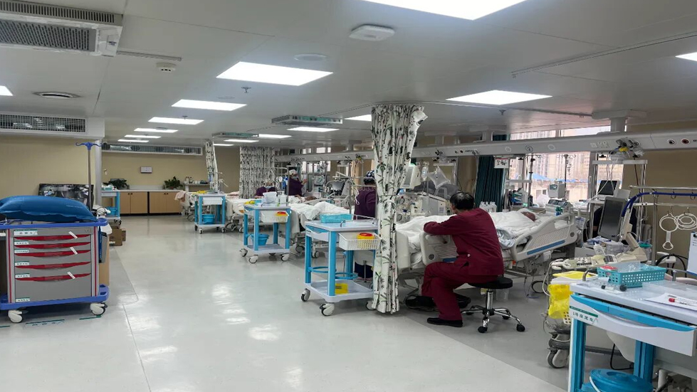 堅(jiān)守生命防線 點(diǎn)亮生命之光--聚焦第七人民醫(yī)院重癥醫(yī)學(xué)科